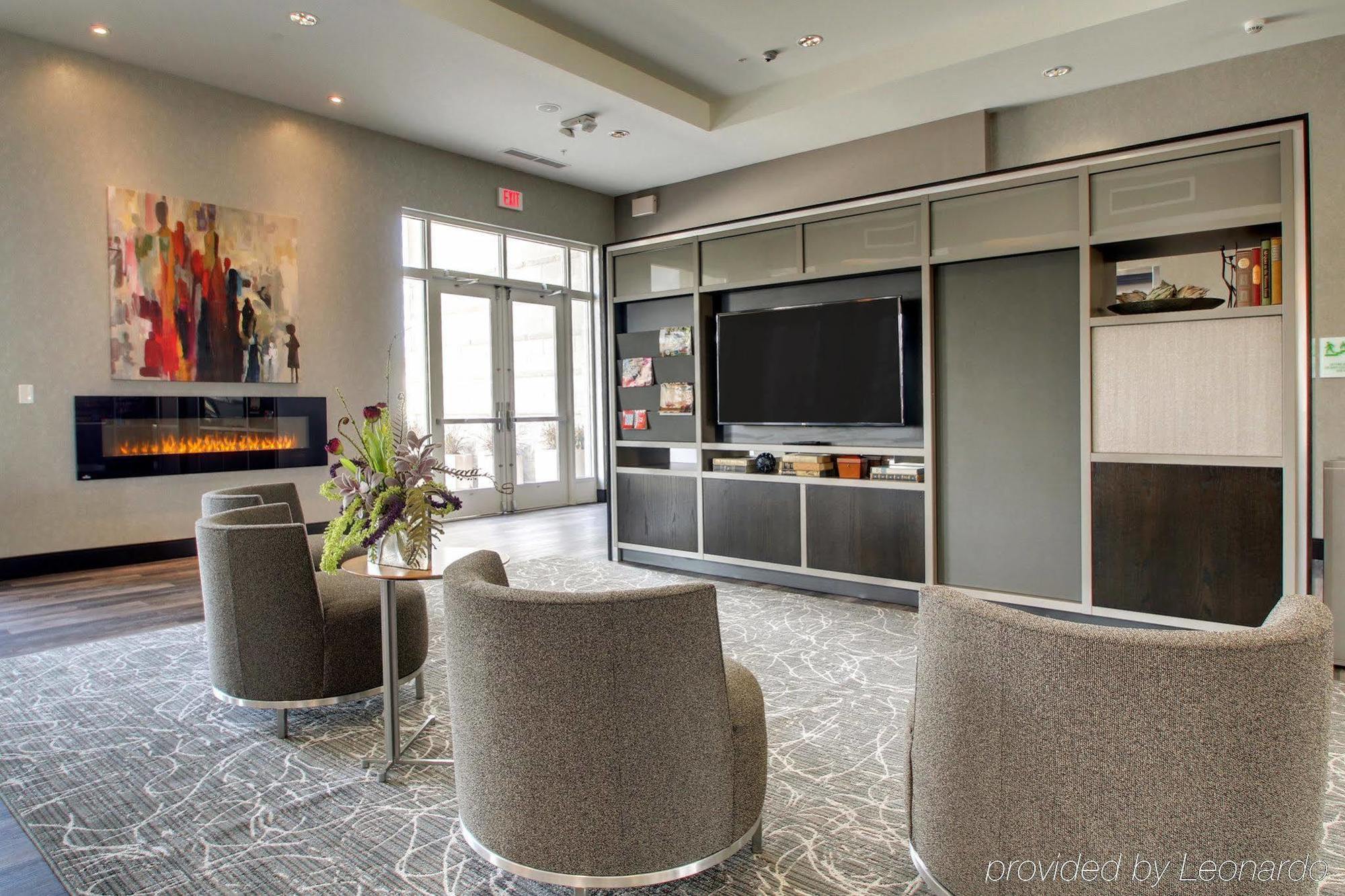 Holiday Inn & Suites Peoria At Grand Prairie By Ihg Экстерьер фото