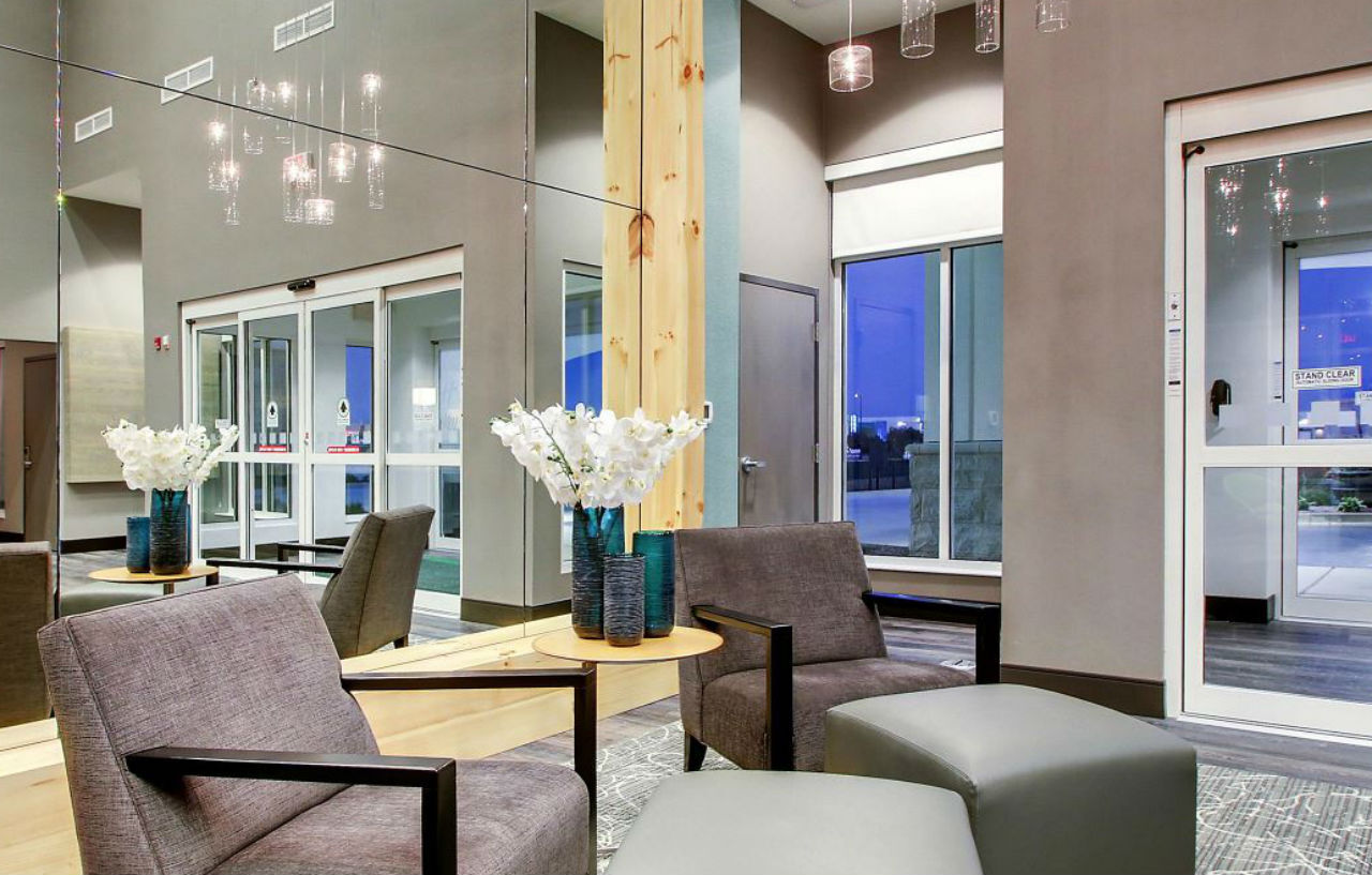 Holiday Inn & Suites Peoria At Grand Prairie By Ihg Экстерьер фото