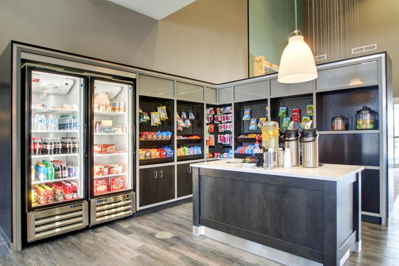 Holiday Inn & Suites Peoria At Grand Prairie By Ihg Экстерьер фото